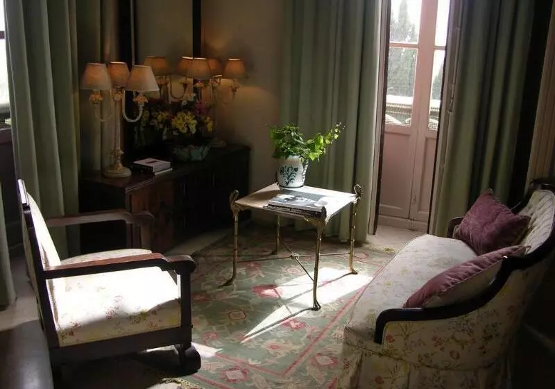 田舎風ホテル Casa De Los Bates