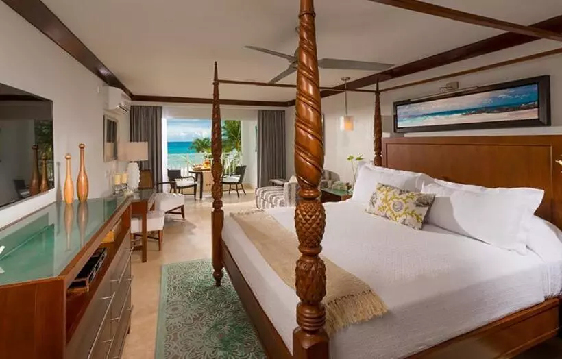 هتل Sandals Barbados All Inclusive Couples Only