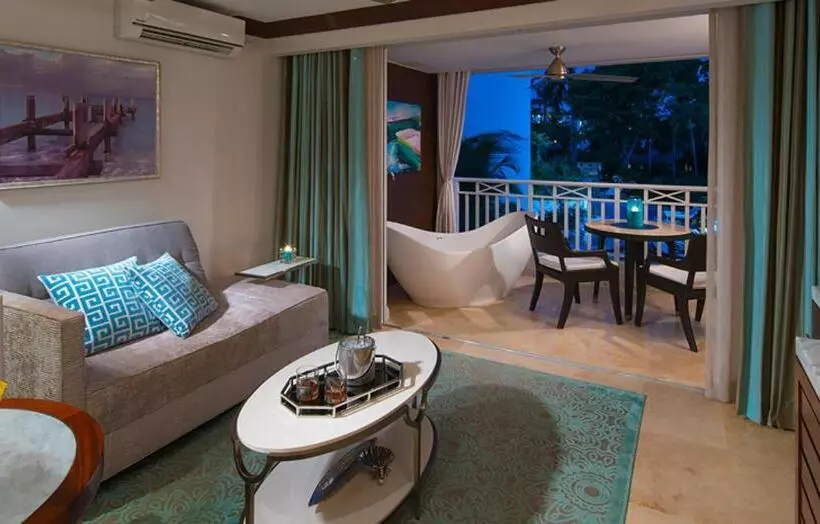 هتل Sandals Barbados All Inclusive Couples Only