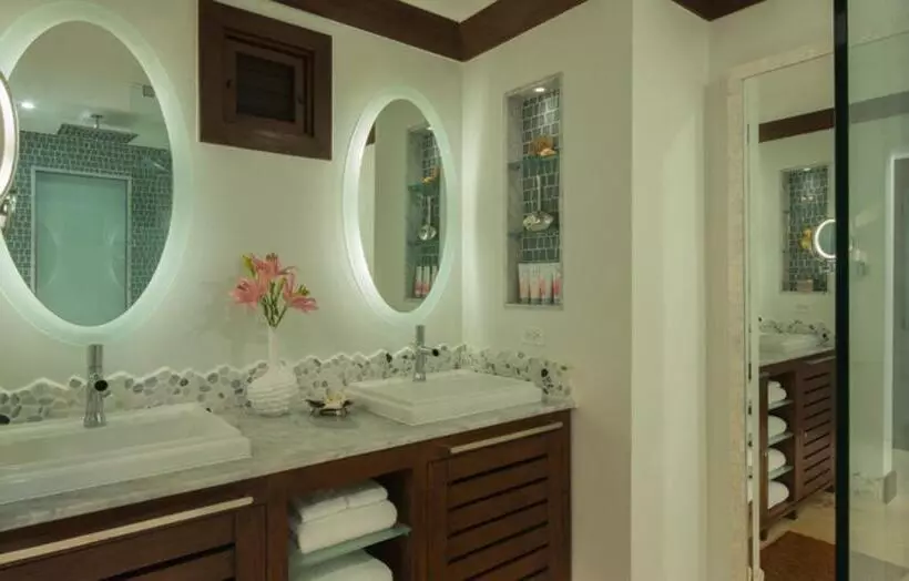 هتل Sandals Barbados All Inclusive Couples Only