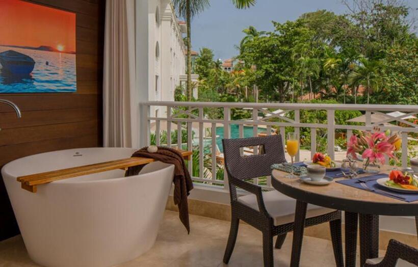 هتل Sandals Barbados All Inclusive Couples Only