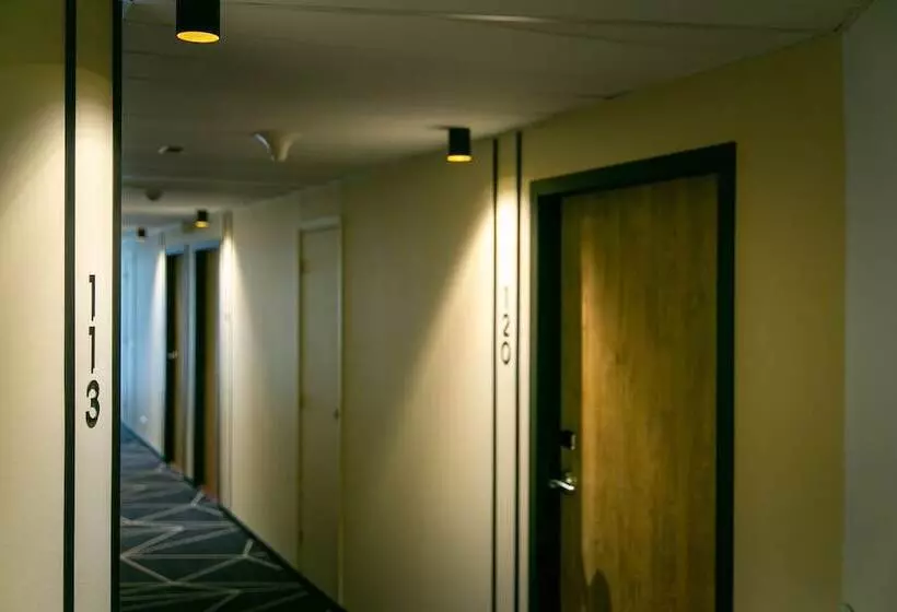 The Originals Boutique Hotel Saint James, Montaigu Vendée, Nantes Sud