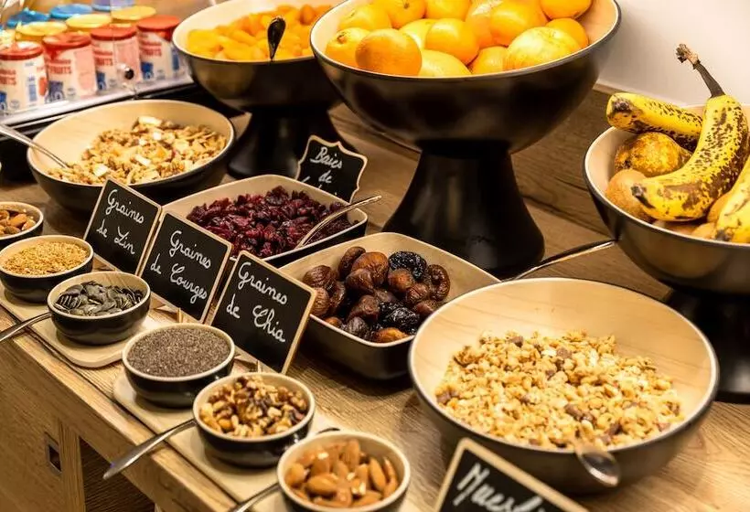 The Originals Boutique Hotel Saint James, Montaigu Vendée, Nantes Sud