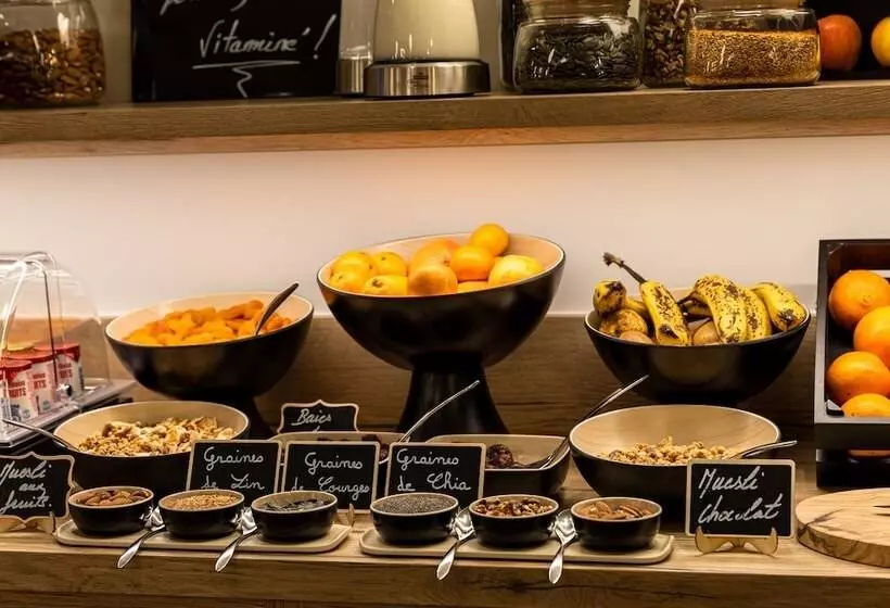 The Originals Boutique Hotel Saint James, Montaigu Vendée, Nantes Sud