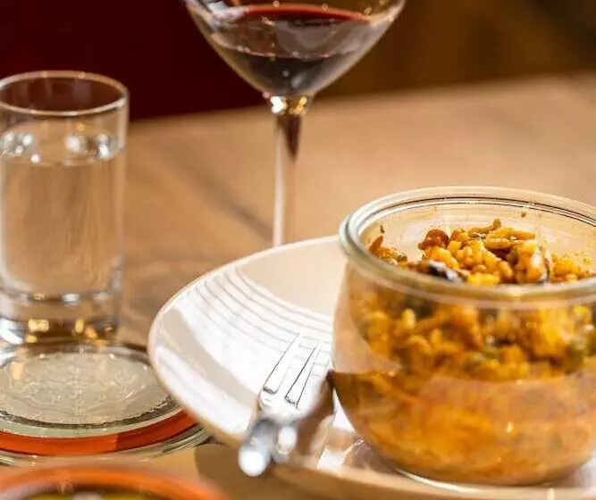 The Originals Boutique Hotel Saint James, Montaigu Vendée, Nantes Sud