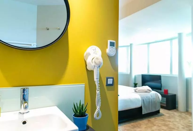 The Originals Boutique Hotel Saint James, Montaigu Vendée, Nantes Sud