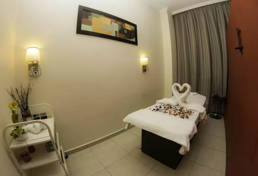 The Royal Riviera Hotel Doha