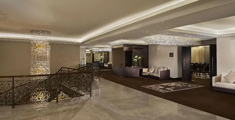 هتل Waldorf Astoria Dubai Palm Jumeirah