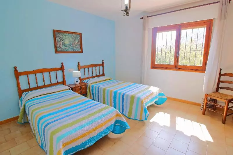 Detached Villa With Private Swimming Pool In Calpe For Families And Groups