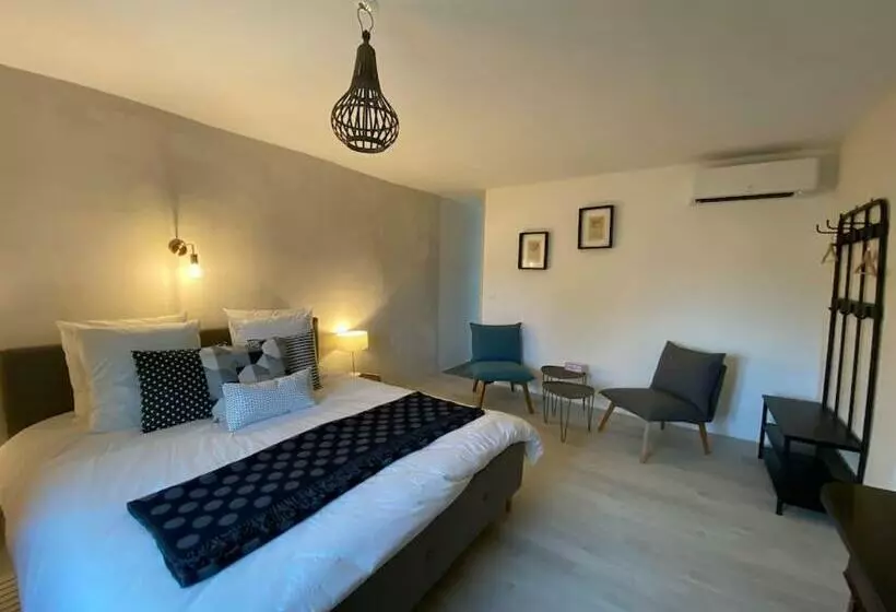 Aamiaismajoitus (B&B) Le Nomade En Provence