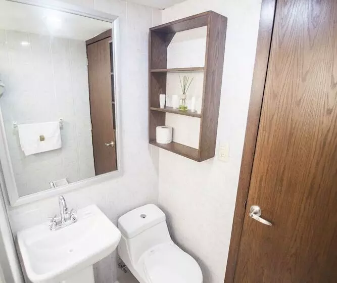 هتل Suites La Fragua