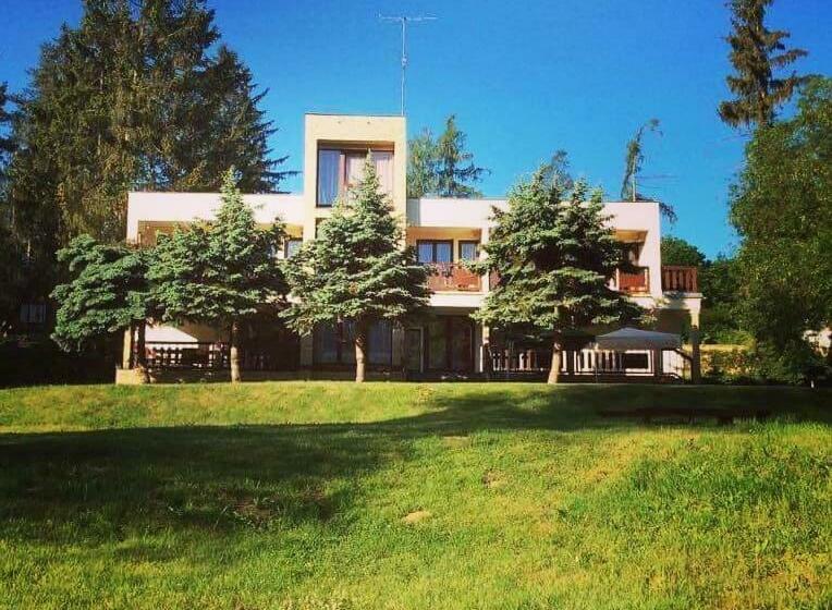 ペンション Pod Hradem Cornštejn