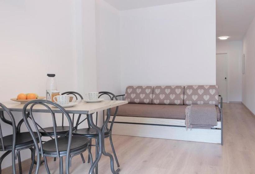 Outdoor Apartaments Spot