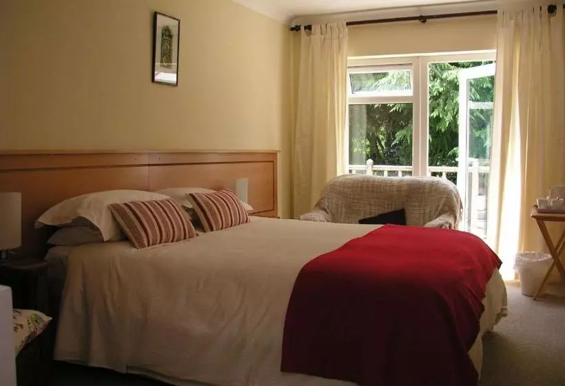 민박 Lakeland Midsummer Lakehouse