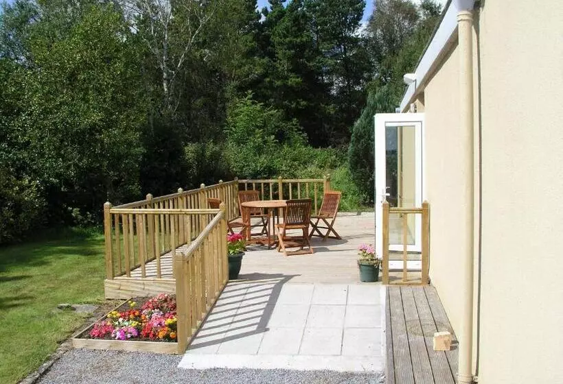 민박 Lakeland Midsummer Lakehouse