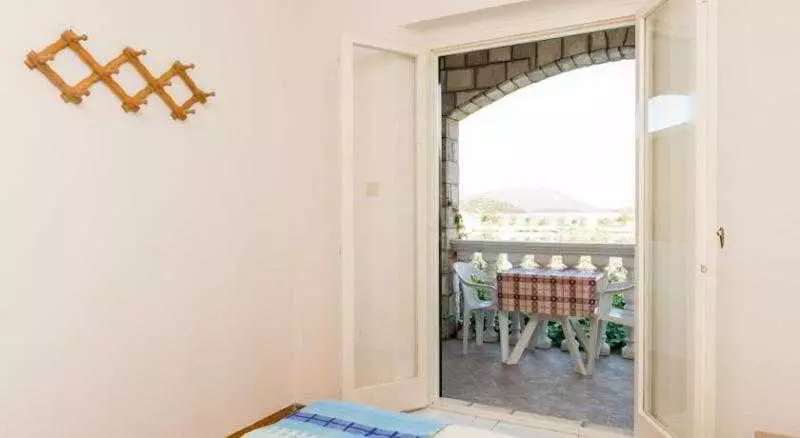 Отель Apartments Bozovic