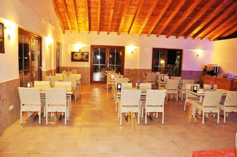 酒店 Flora Palm Resort