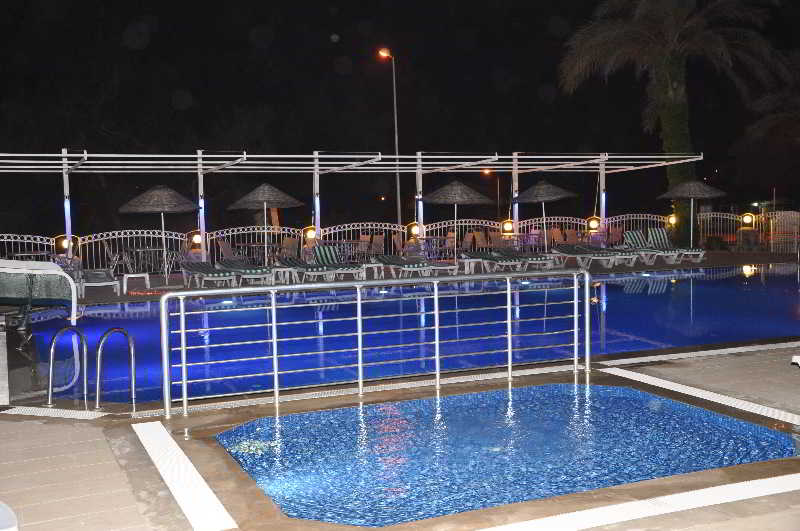 酒店 Flora Palm Resort