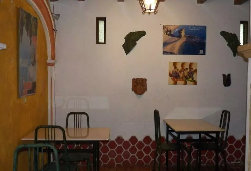 هتل Ciudad Condal