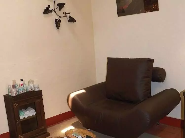 هتل Ciudad Condal