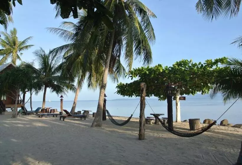 Отель Dewshore Resort