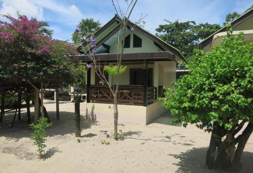 ホテル Dewshore Resort