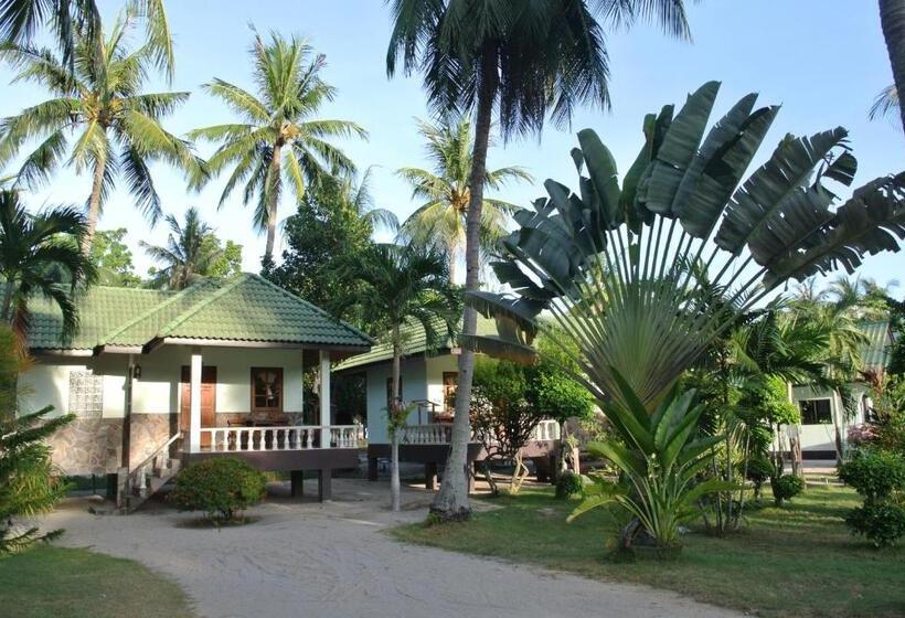 ホテル Dewshore Resort