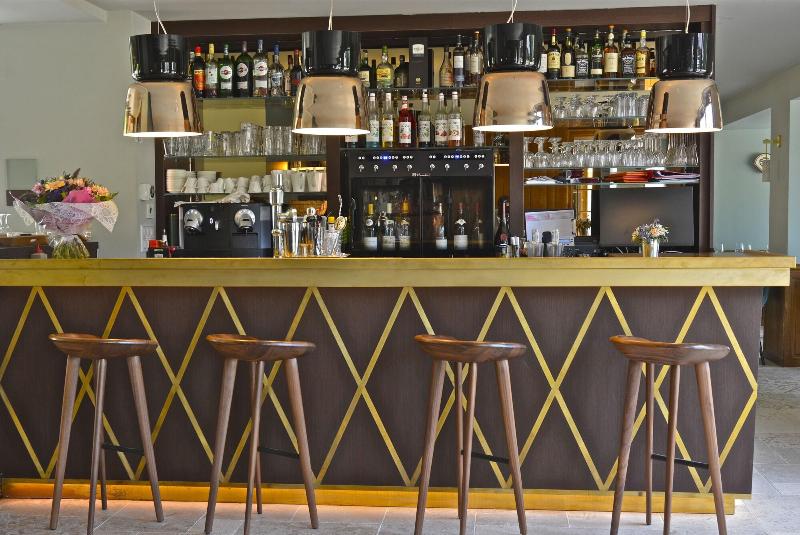 فندق Domaine Et Golf Du Roncemay