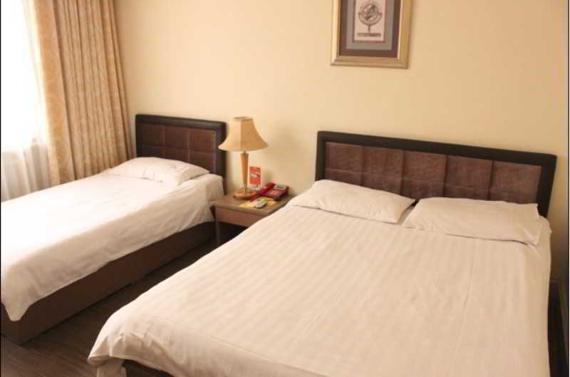 فندق Fortune Business