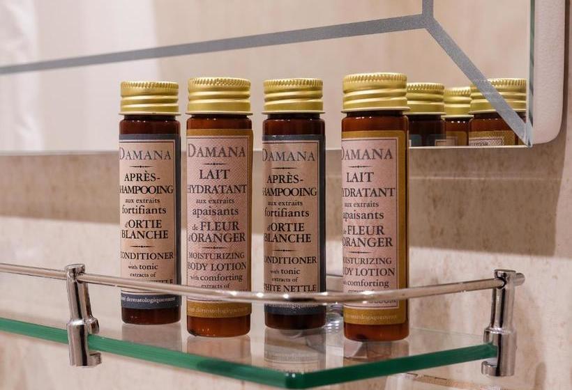 فندق Golden Dolfin