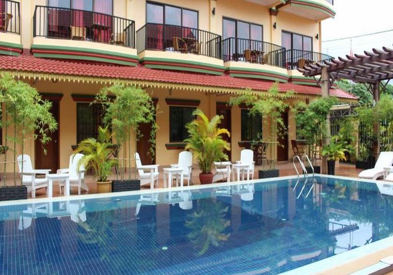 בית מלון כפרי Grand Sihanouk Ville