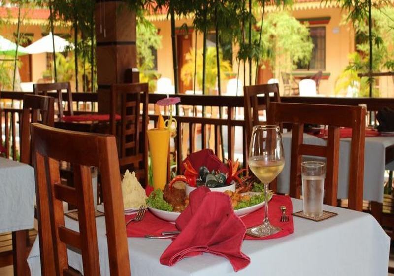 בית מלון כפרי Grand Sihanouk Ville