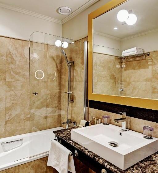 Grandezza Hotel Luxury Palace