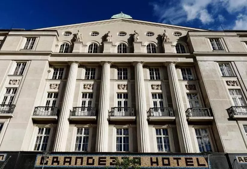 Grandezza Hotel Luxury Palace