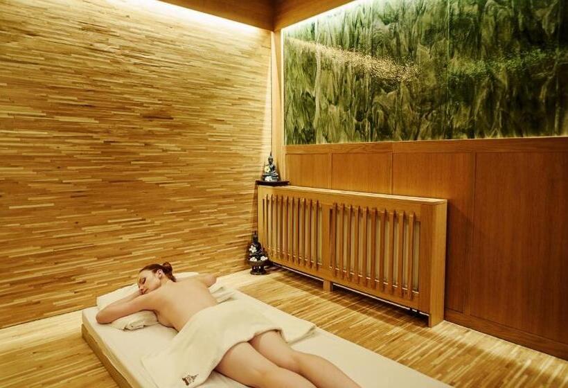 Grandezza Hotel Luxury Palace