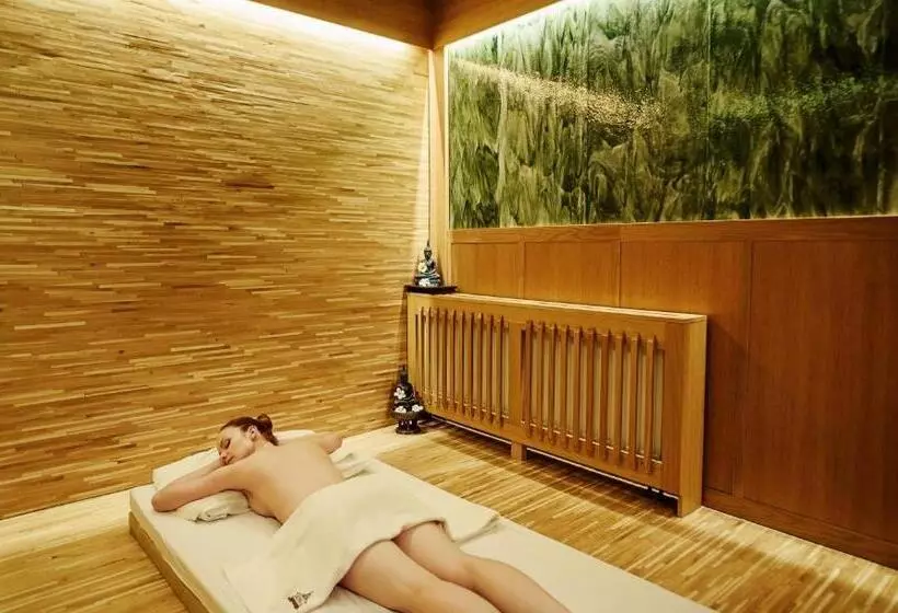 Grandezza Hotel Luxury Palace