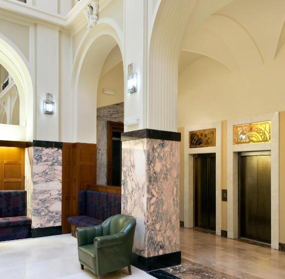 Grandezza Hotel Luxury Palace