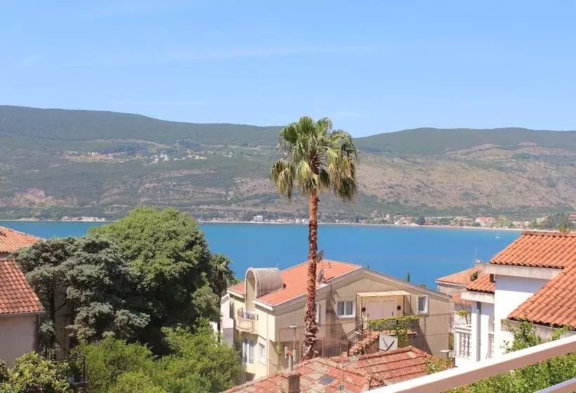 هتل Guest House Tomanovic