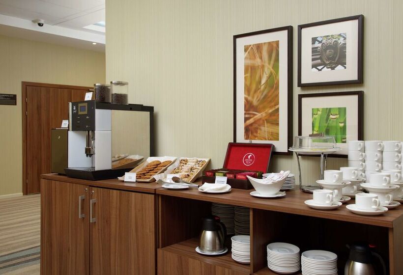 בית מלון כפרי Hilton Garden Inn Moscow New Riga