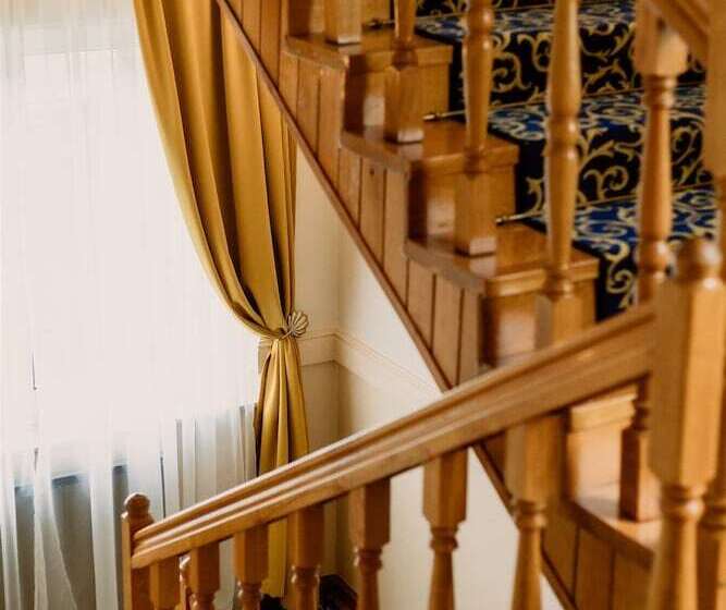 בית מלון כפרי Korona Pension And Restaurant