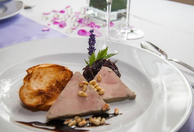 בית מלון כפרי Korona Pension And Restaurant