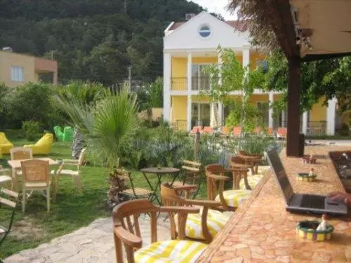 هتل Partmezzo Apart