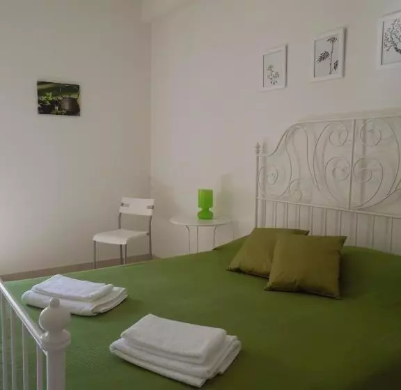 ホテル Rosso Di Sera Bed & Breakfast