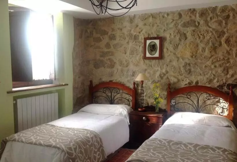 בית מלון כפרי Trisileja En Puente Romano