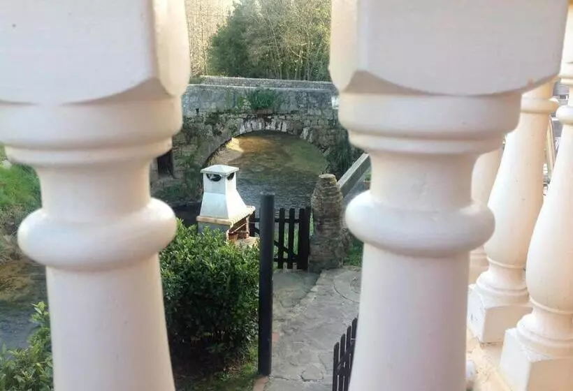 בית מלון כפרי Trisileja En Puente Romano