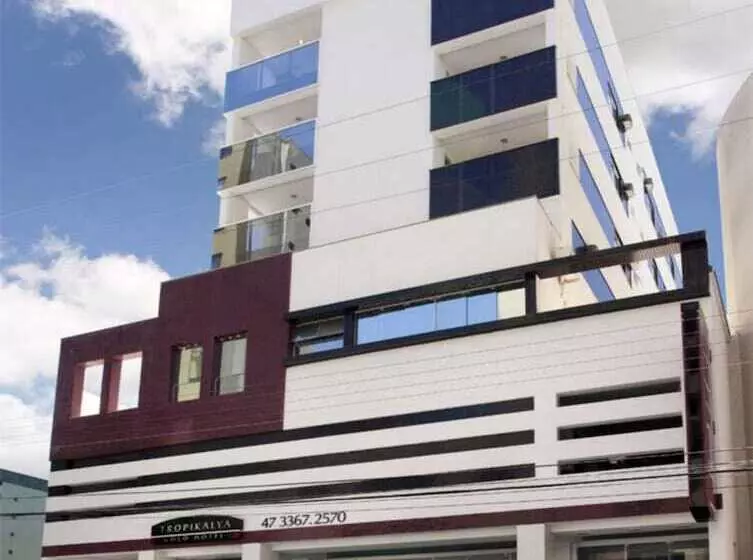 ホテル Tropikalya Gold