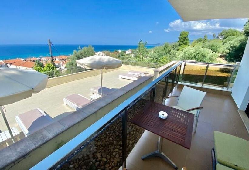 ホテル Greek Pride Cronwell Rahoni