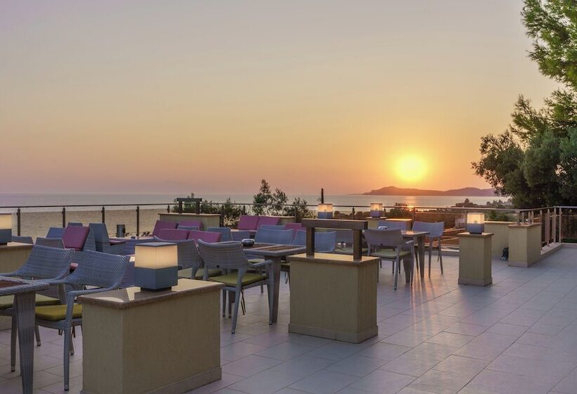 ホテル Greek Pride Cronwell Rahoni