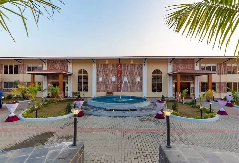 استراحتگاه Chitwan Midtown