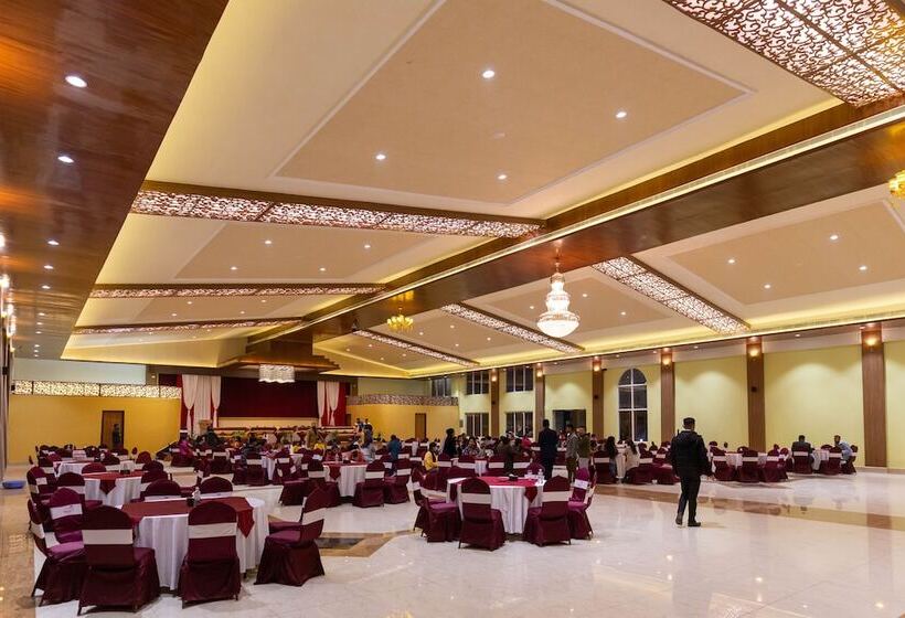 리조트 Chitwan Midtown